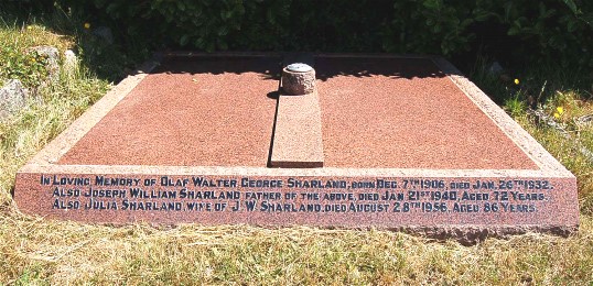 Grave of Joe Sharland and wife&son